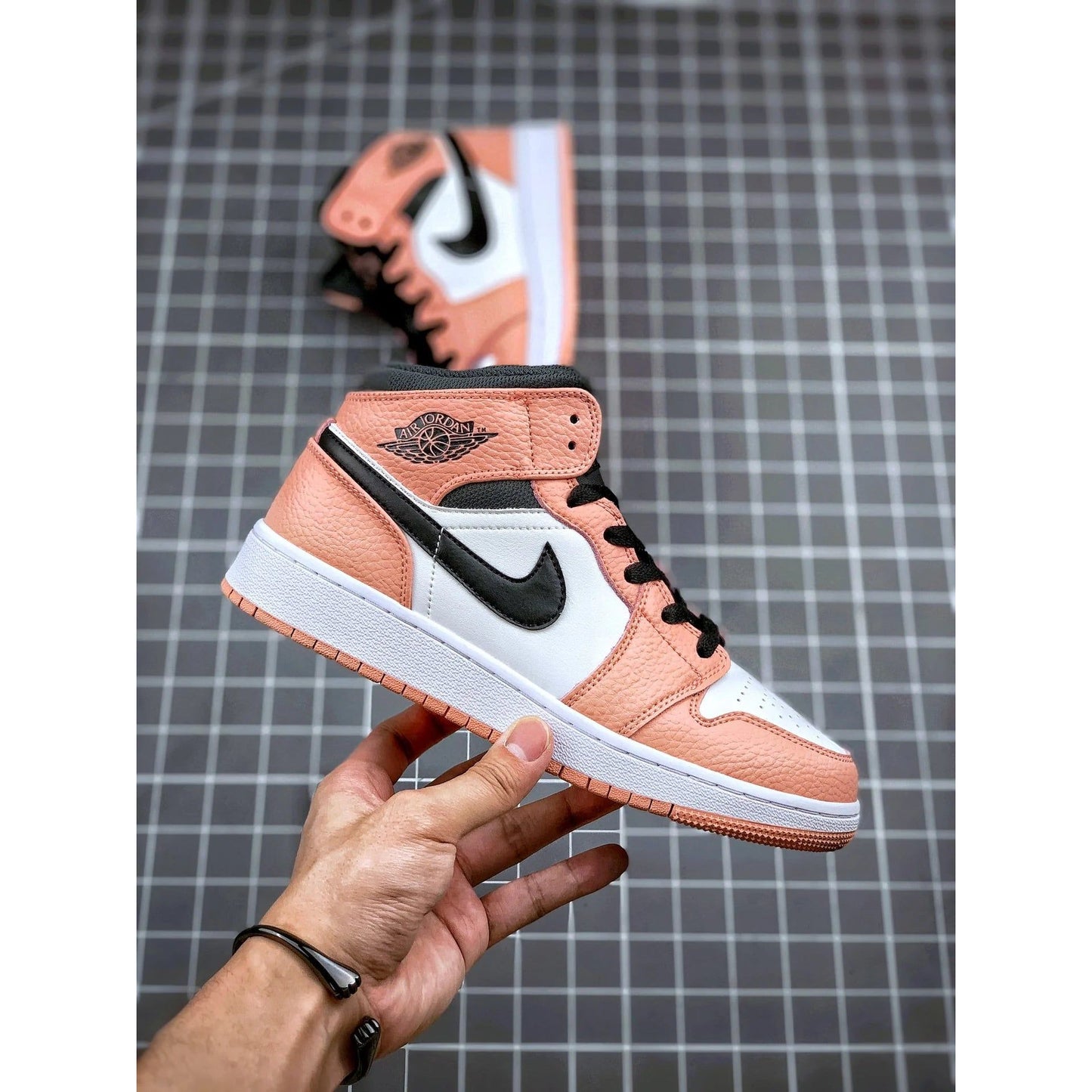 AJ 1 Mid GS 'Pink Quartz'
