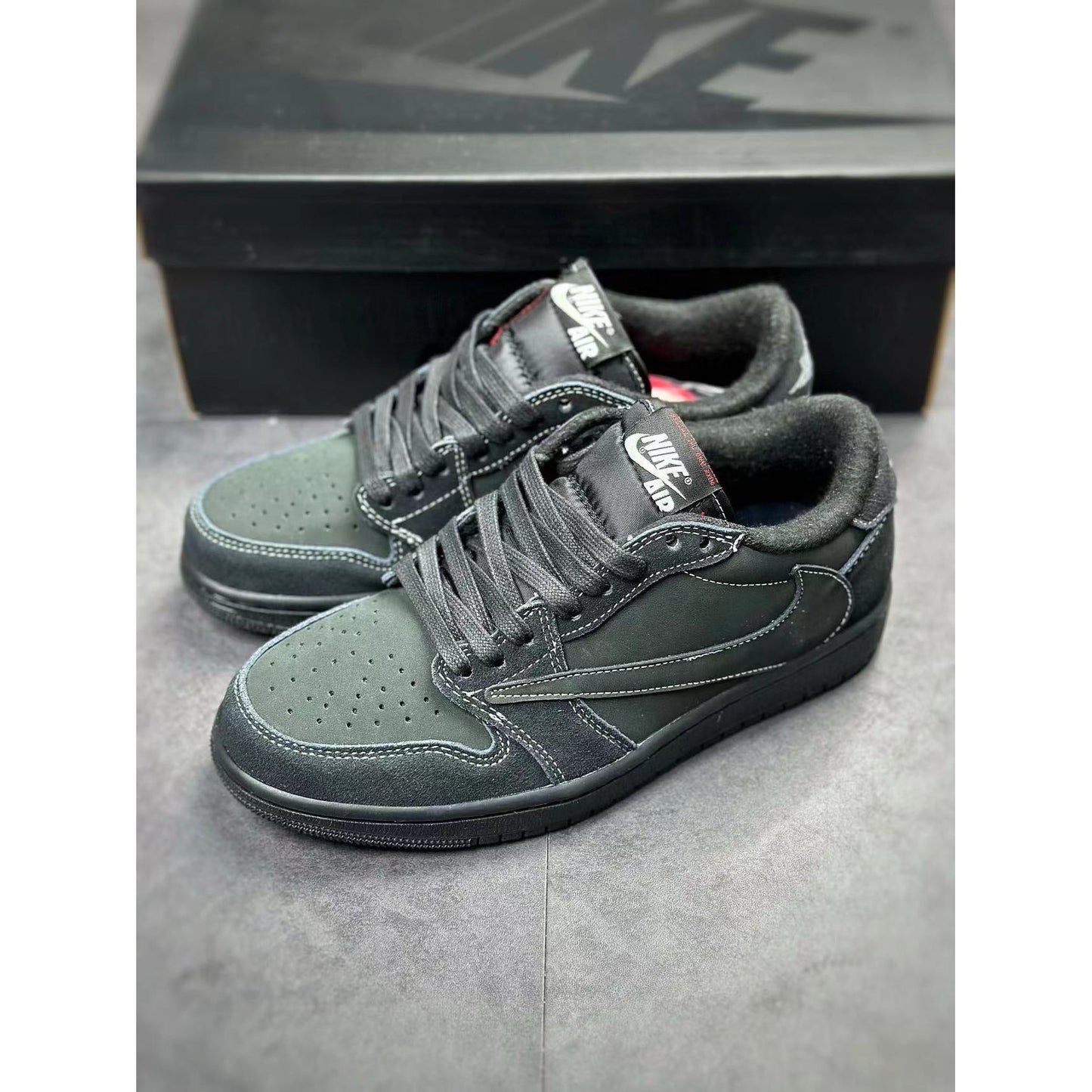 AJ 1 Low OG SP x Travis Scott 'Black Phantom'