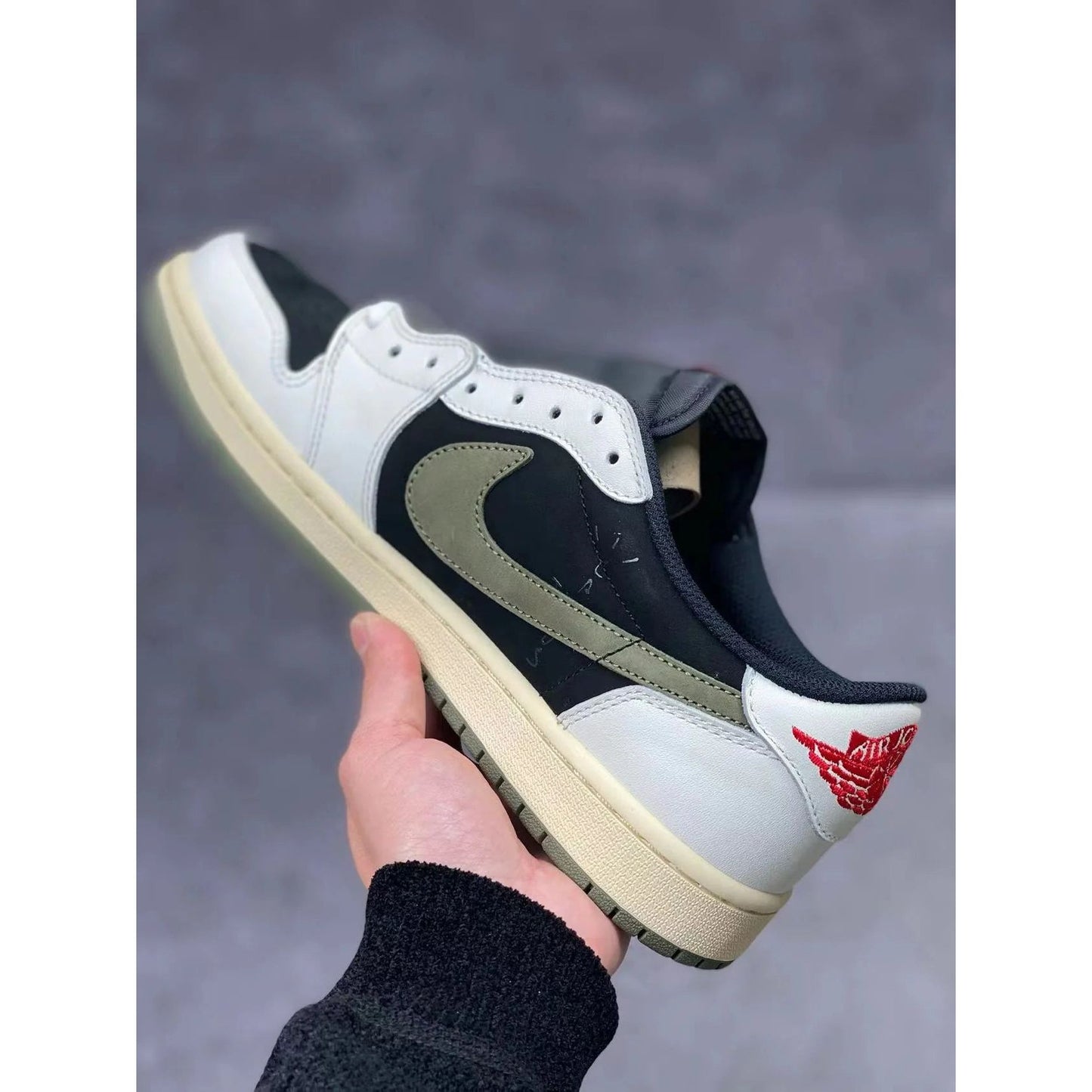 AJ 1 Retro Low x Travis Scott 'Olive'