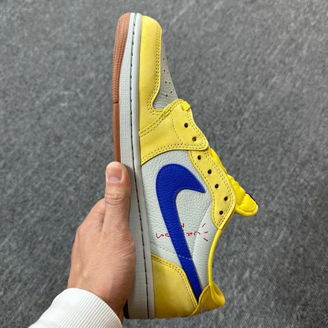 AJ 1 Low x Travis Scott 'Canary'