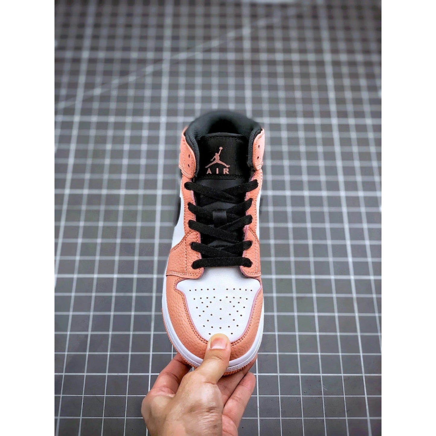 AJ 1 Mid GS 'Pink Quartz'