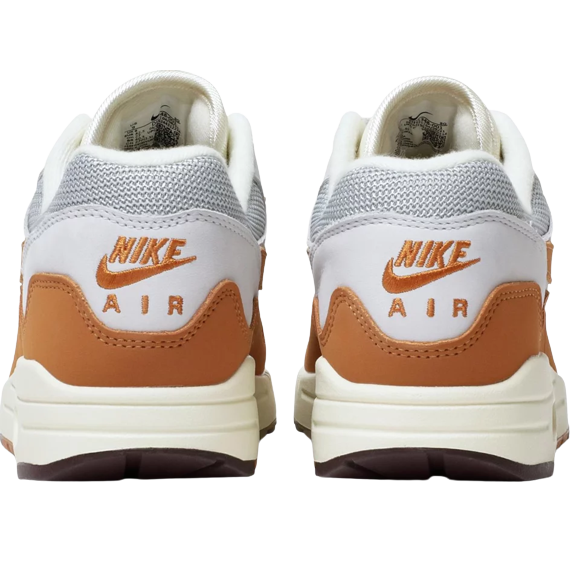 AM 1 x Patta 'Monarch'