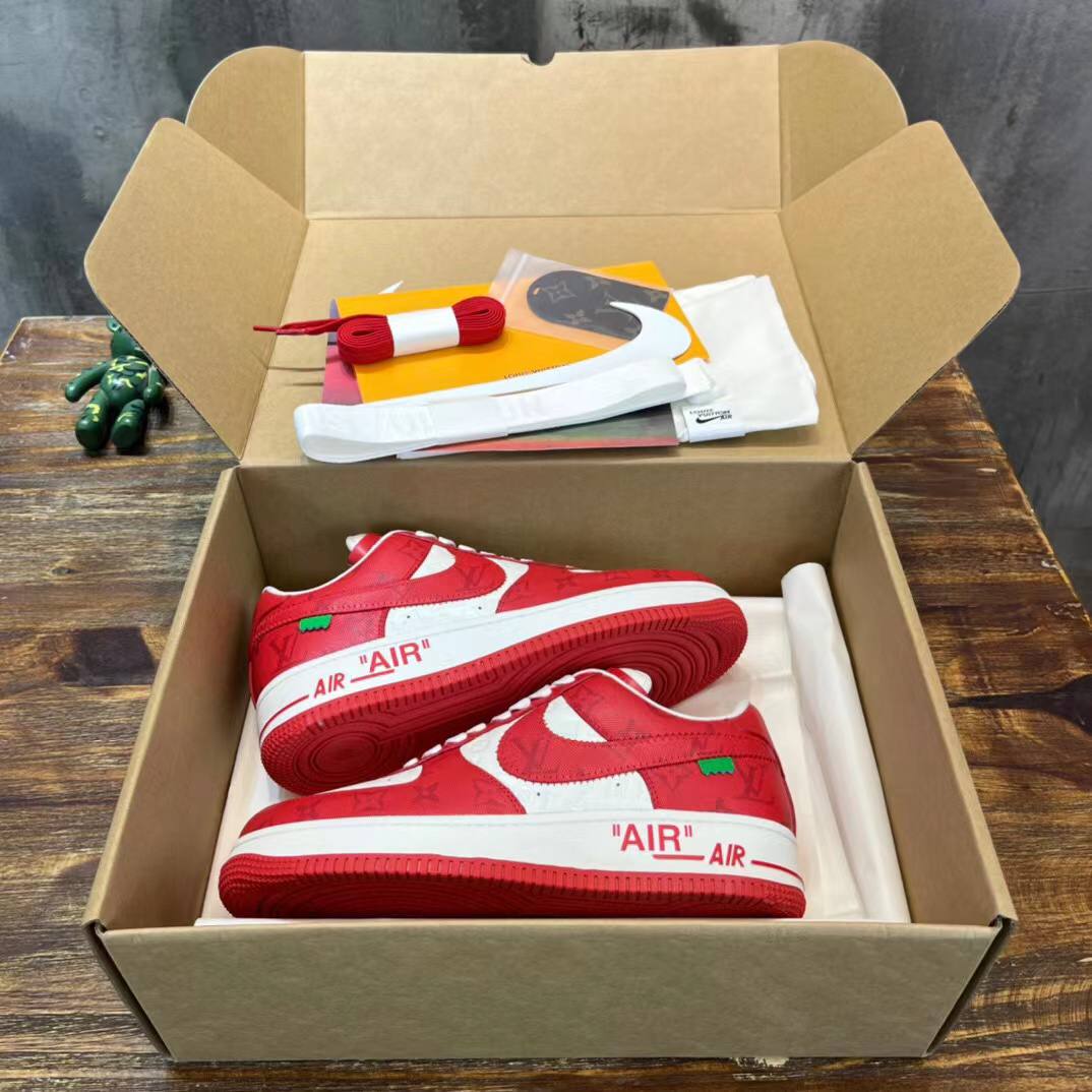 AF 1 Low x LV 'White Comet Red' Customs